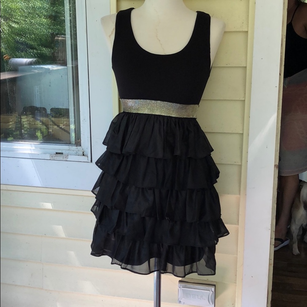 Beautiful TWENTY ONE Black Lined Dress, Size Small